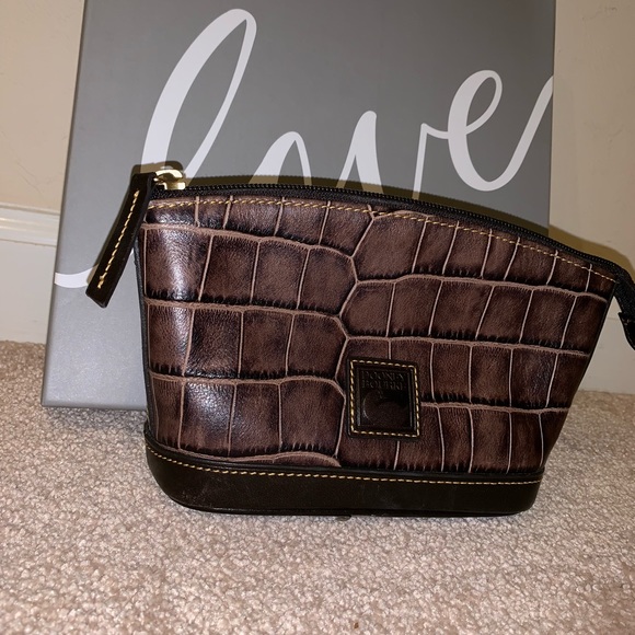 Dooney & Bourke Bags Dooney Bourke Makeup Cosmetic Bag Poshmark